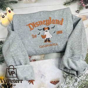 Chemise fantôme dessin animé souris, chemise brodée sorcière vintage, chemise d&#39;Halloween Magical Kingdom, t-shirt brodé royaume hanté