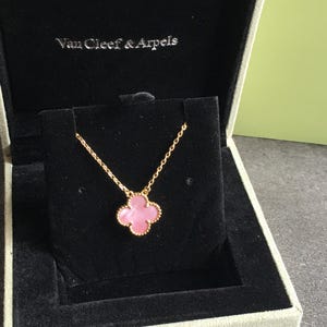 VCA Vintage 18K gold Pink clover Necklace