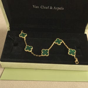 VCA Vintage 18K Yellow Gold Green Mother-of-pearl Clover Bracelet
