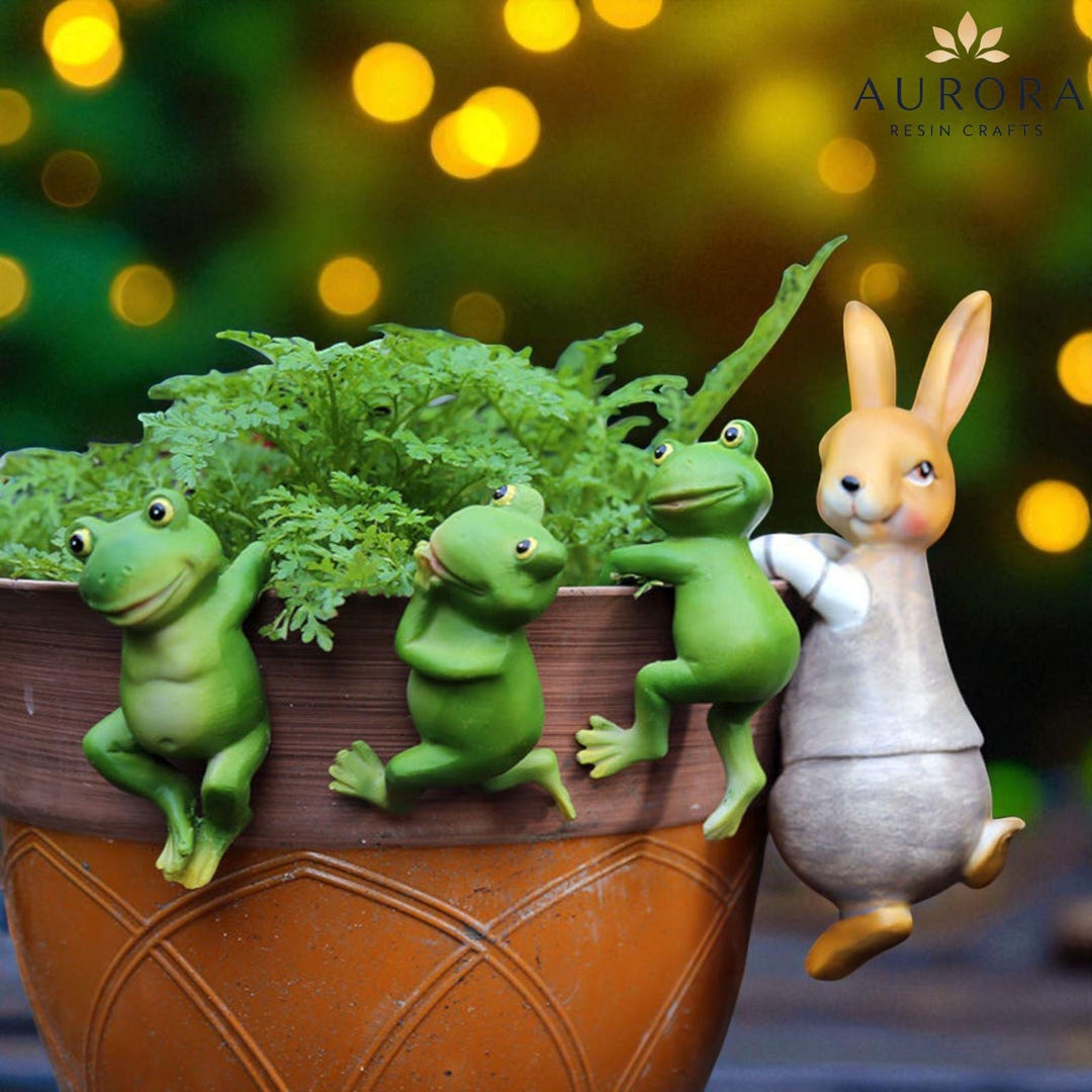 Resin Frog and Rabbit Pot Hanger Ornaments Whimsical Garden Animal ...