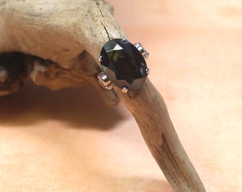 Vintage Women's Hematite Ring, Large Black Gemstone Ring, Size 7