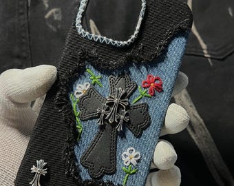 Funda vaquera para iPhone con bordado de cruz gótica: estilo punk grunge
