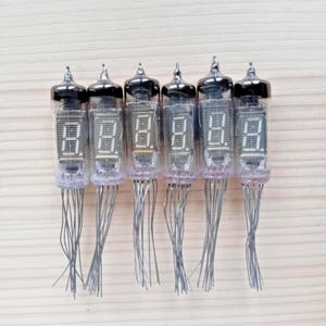 ソビエト製IV-6 VFDニキシー管6個。新品。100%テスト済み。NOS。