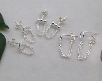 Pendientes de botón con cadena de plata de ley / Joyería minimalista para doble perforación