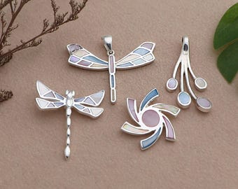 Colgante de plata de ley con nácar – Libélula, floral, abstracto