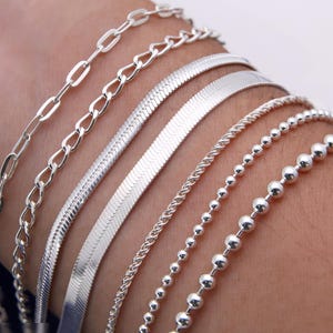 925 Silver Chain Bracelets – Dainty, Beaded & Bold Designs for Her | Everyday Layering Jewelry | Minimalist Gift for Women and Loved Ones