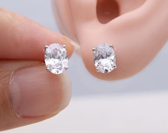 Pendientes de plata de ley con circonitas cúbicas ovaladas / Joyería minimalista