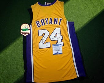 Camiseta firmada por Bryant #24 - Autógrafo con certificado de autenticidad BAS