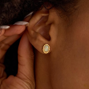 Vintage Opal Stud Gold Earrings, Sterling Silver Opal Stud Earrings, Gold Opal Earrings, Oval Opal Earrings, Gift for Mom, Gift for Her