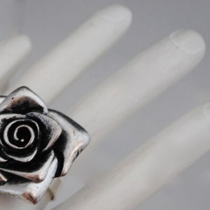 Silver Rose Ring Flower Ring Gift For Her Adjustable Ring image 2