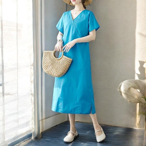 Robe d'été ample en coton à manches courtes et col en V élégante