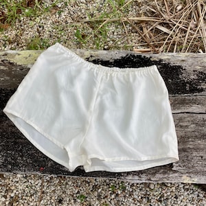 silk shorts ~ ivory ~ xs,  small, medium
