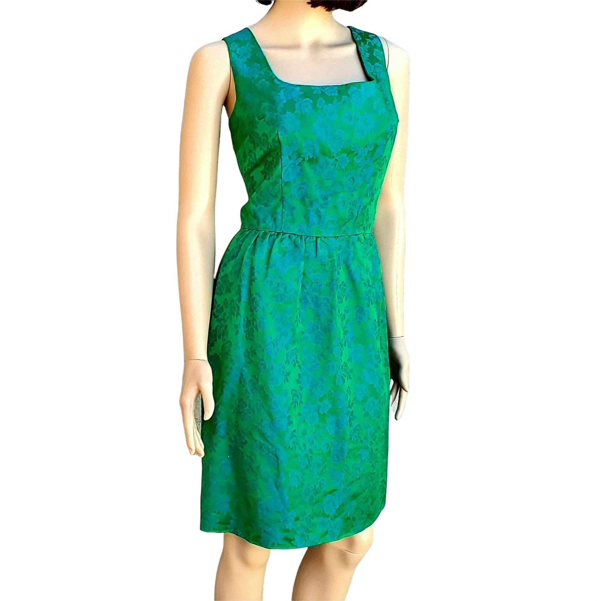 50s 60s Green and Blue Silk Brocade Pin 