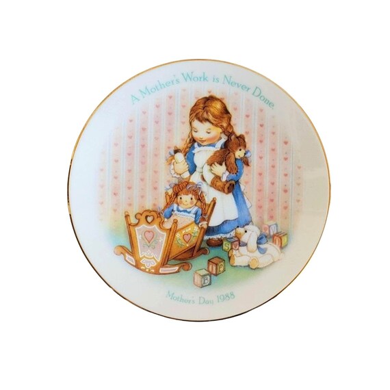 Vintage Avon Teller A Mother Es Work Is Never Done Baby Etsy Osterreich