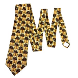 Vintage Brooks Brothers Tie Yellow Silk Necktie with Lions 3.75 Inches Wide READ