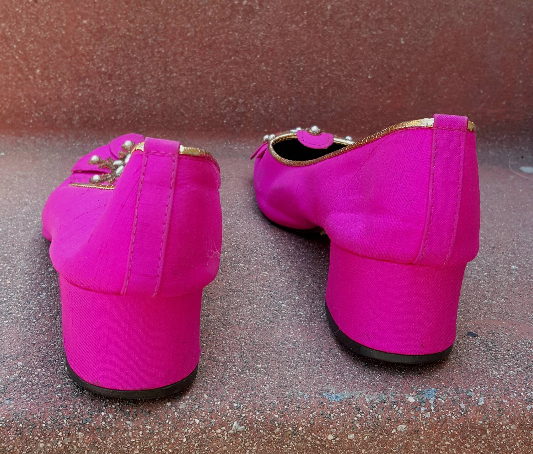1950s pink shoes