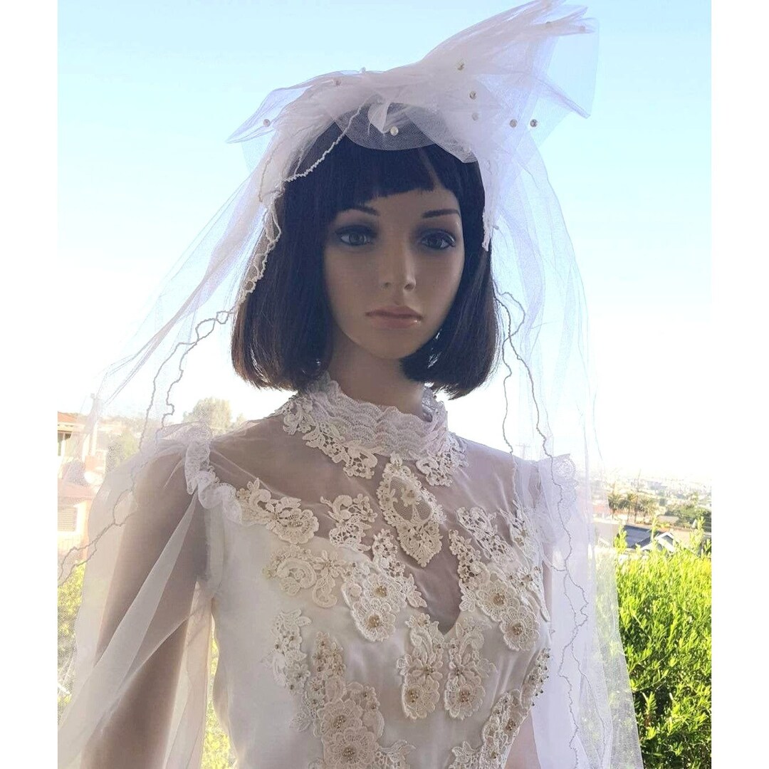 Vintage Bridal Veil 80s White Wedding Veil Net With Pearls Etsy