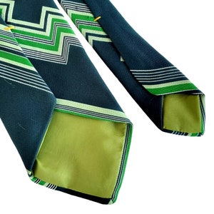 Vintage Tie Wide Green Wembly Polyester Stripe Geometric 4 Inch image 5