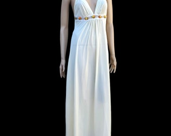 Vintage Lingerie Ivory Maxi Sleeveless Nylon Gown Women Size Dutchess Sexy 6 8