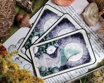 Luna Moth - La lune - Sticker vinyle Tarot - Grand 4 pouces