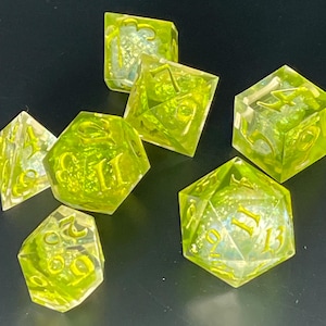 Verdant Wyrmcore D&D Dice | Translucent Green Geode Inserts, Metallic Green Numbers – Ideal for Wood Elf Rangers, Circle of the Land Druids