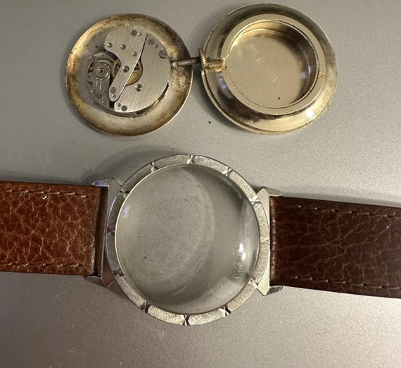 Vintage Smiths Empire Jewels Shockproof Mechanical GB Case GWO