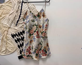 90s vintage floral slip dress spaghetti strap sweetheart neckline v neck small s medium m