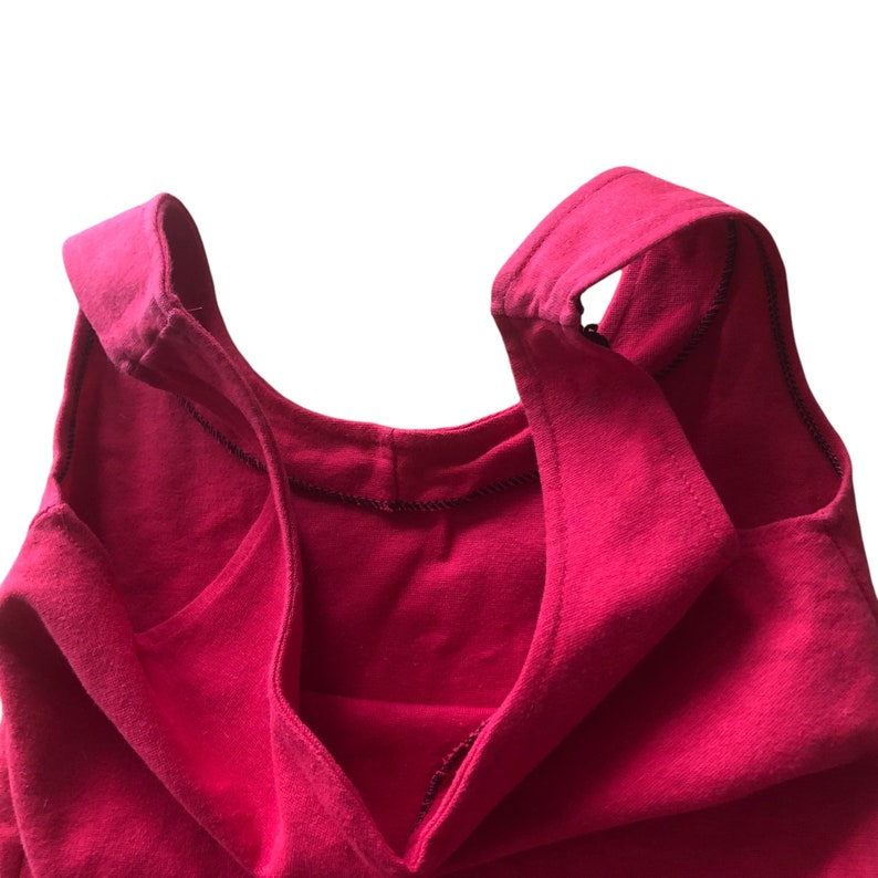 XS 90s Sweetheart Neckline cherry red sleeveless tank top stretch to form body con bandage shirt extra small bright scoop back image 3