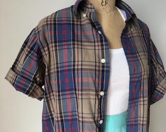 Camisa unisex de manga corta con botones a cuadros vintage de los años 90 para hombre, color beige, azul y rojo