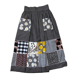 Qulited Maxi Skirt | 70s vintage high waist long cotton handmade cottage core prairie black and white daisy L large print pockets polka dot