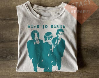 Premium Wave to Earth T-shirt - Flaws and All - Pop Music - Fan
