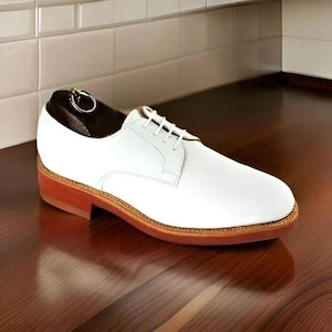 Men’s Handmade One-Piece Oxford Derby Shoe – Classic Leather Dress Shoe
