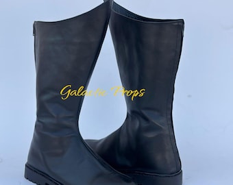 Retro 60s Style Superhero Boots: Black Comic Costume Shoes, Vintage-Inspired Cosplay Classic Costumes