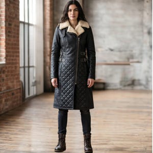 Abrigo de piel negra acolchado de lujo - Chaqueta larga de invierno con ribete de borrego - Regalos hechos a mano