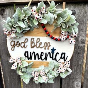 Colgador de puerta "Dios bendiga a Estados Unidos" / Letrero de bienvenida / Decoración patriótica para porche / Decoración del 4 de julio / Decoración patriótica para el hogar / Corona del 4 de julio /