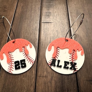 Achtung der Drip Baseball Anhänger | Baseball Eis am Stielende | Baseball Taschenanhänger Personalisierter Baseball Taschenanhänger | Rucksack Schlüsselanhänger | Der Tropfen