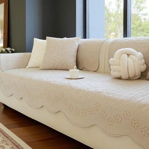 Minimalist Pattern Anti-Slip Breathable Sofa Protector – Cotton Couch Cover & Cushion Pad, Pet-Friendly Home Décor Enhancer