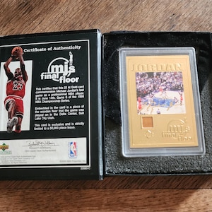 Michael Jordan Chicago Bulls Upper Deck 22K Final Floor Collectors Card!
