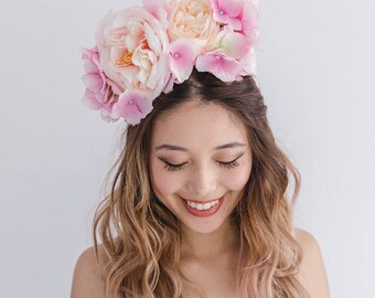 peach pink blush flower crown headband // spring racing flower headpiece / spring carnival headpiece / spring races flower fascinator