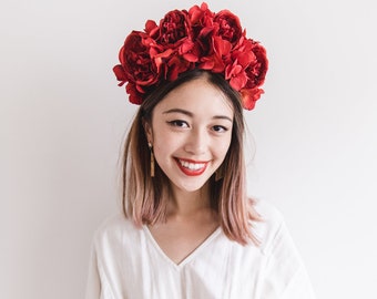 red statement flower crown // spring racing flower crown / spring races flower crown headband / flower fascinator bohemian