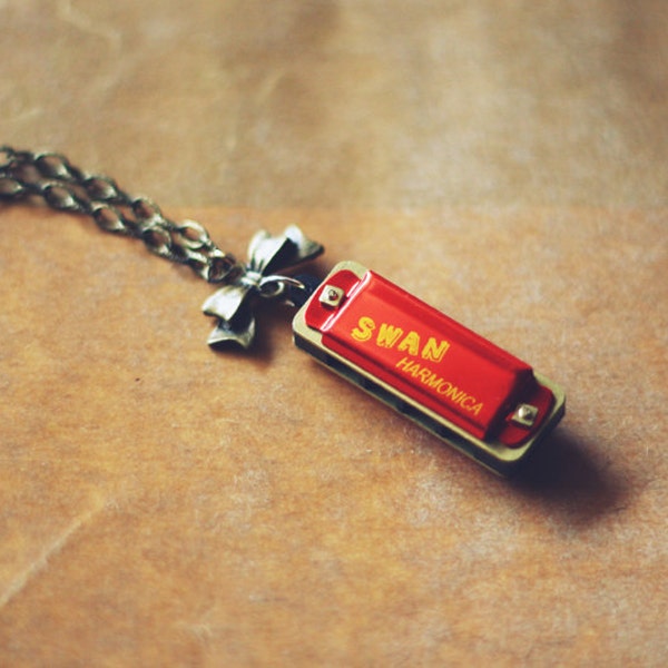 harmonica necklace (red) / unique gift for her