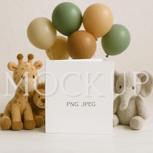 Safari Baby Card Mockup, biglietto quadrato 6x6, tema giungla, PNG e JPEG ad alta risoluzione per annunci di nascita e baby shower, modello a tema safari