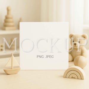 Mockup di biglietto di auguri per bambini/neonati, biglietto quadrato 6x6 - PNG e JPEG ad alta risoluzione - Perfetto per annunci di nascita o biglietti per baby shower, mockup per bambini