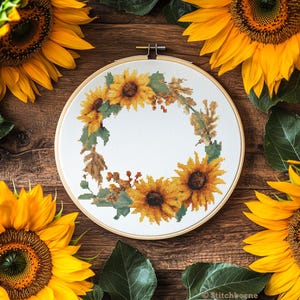 Motif de couronne de tournesols au point de croix à télécharger au format PDF - Modèles imprimables de tournesols mignons au point de croix broderie vintage Xstitch Pattern Keeper