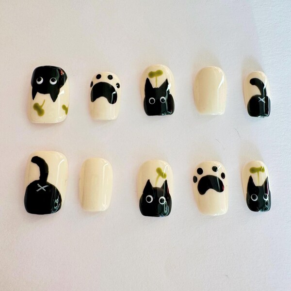Black Cat Press-On Nails: Cream Short Square Nail Art