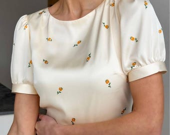 Morgonrock midi à imprimé floral de style vintage - élégante et romantique, robe pour invitée de mariage ou une fête, brudens mor