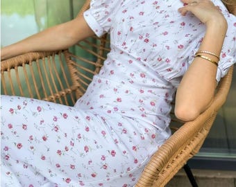 Morgonrock midi à imprimé floral de style vintage - robe élégante et romantique, robe pour une invitée de mariage ou une fête, mor till bruden
