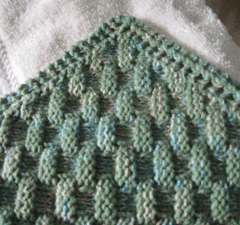 Knit Washcloth Pattern..Basket Weave on Diagonal with Eyelet Border image 2