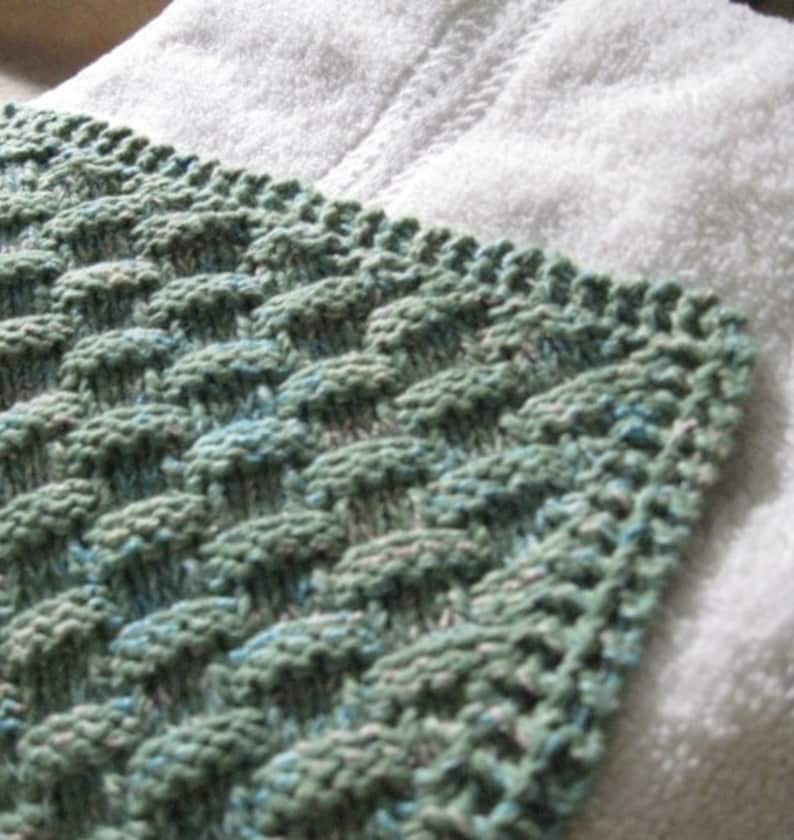 Knit Washcloth Pattern..Basket Weave on Diagonal with Eyelet Border image 3