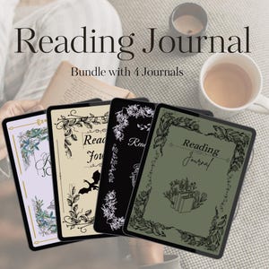 Könnte beinhalten: Vier Lesetagebücher mit floralen und botanischen Designs. Die Tagebücher haben verschiedenfarbige Einbände, darunter Weiß, Beige, Schwarz und Olivgrün. Der Text "Reading Journal" ist auf den Einbänden zu sehen. Eine Tasse Kaffee und eine Kerze sind ebenfalls im Bild.
